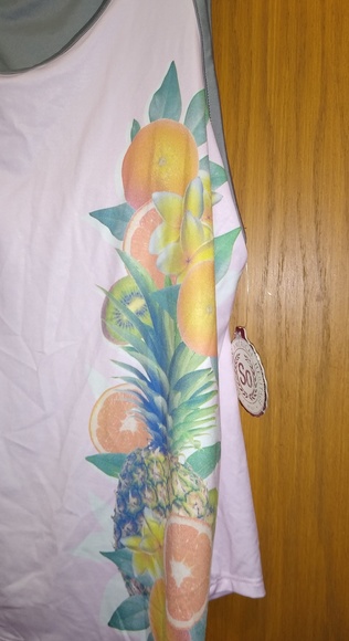 Tank top - Picture 3 of 3